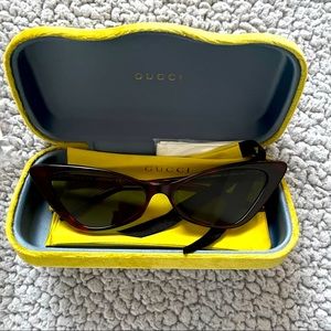 Gucci Modern cat eye sunglasses